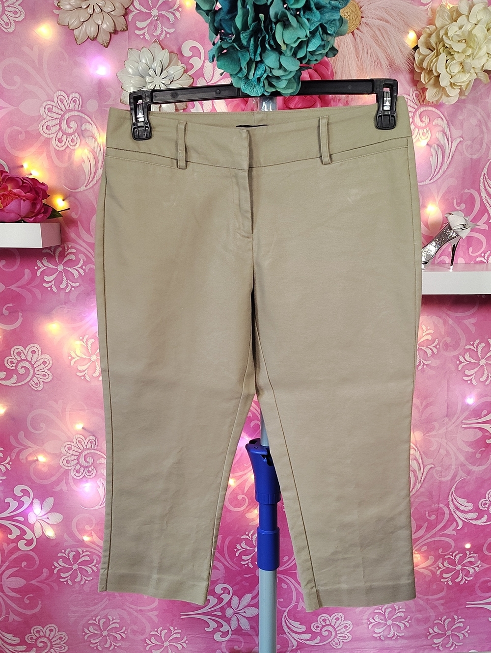 New York & Company Beige Stretch Pants